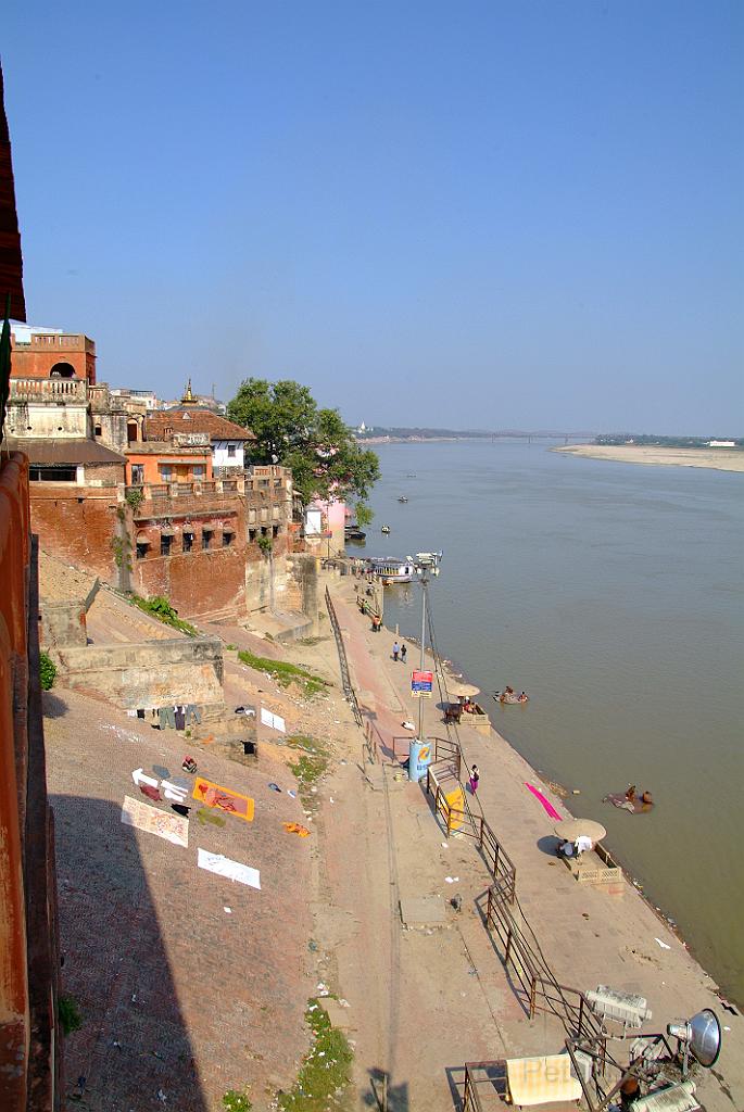 dscf8299.jpg - Varanasi liegt im indischen Bundesstaat Uttar Pradesh am Ganges.