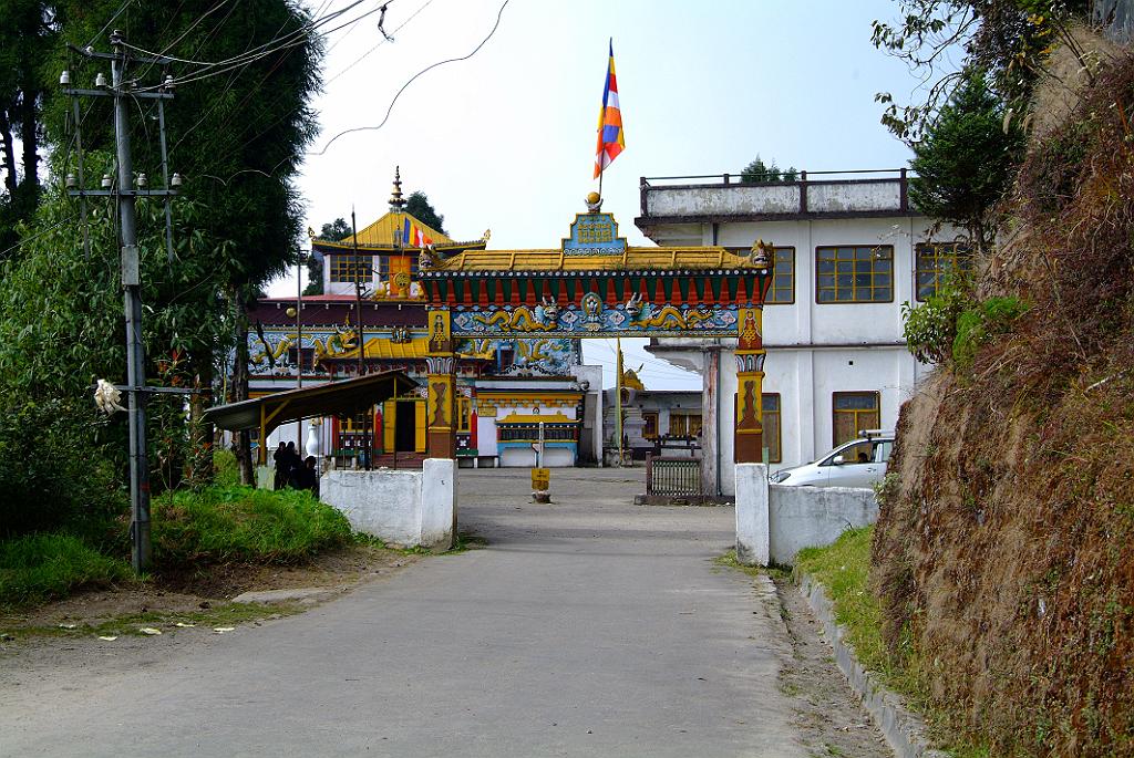 dscf9179.jpg - Das buddhistische Old Ghoom Kloster