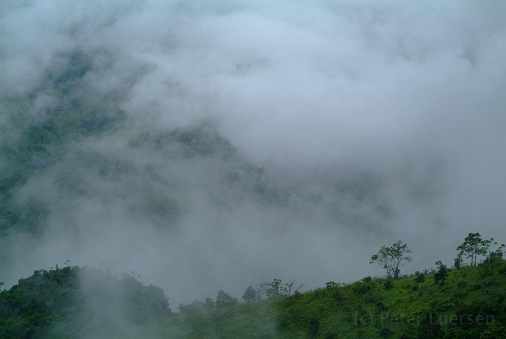 dscf1945.jpg - Weiterfahrt zur Chinesischengrenze nach Lao Cai.