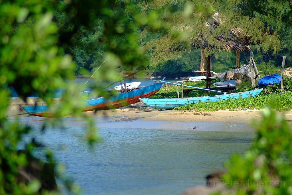 dscf2816.jpg - Boote der Hotelfischer